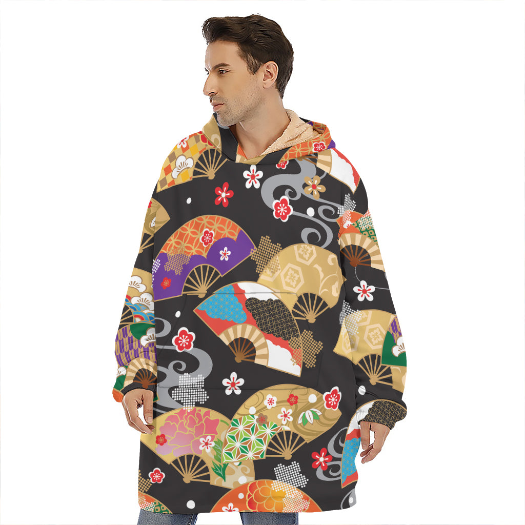 Japanese Hand Fan Pattern Print Hoodie Blanket