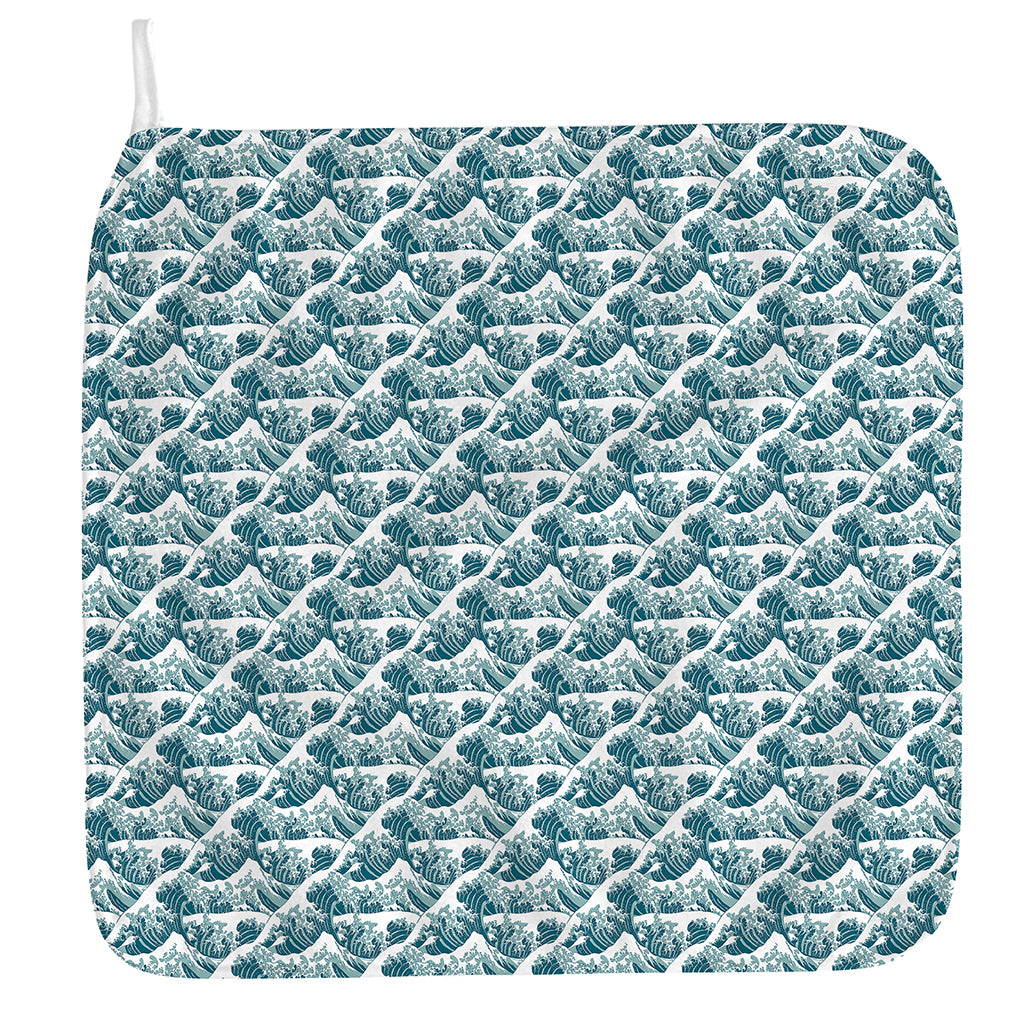 Japanese Kanagawa Wave Pattern Print Hand Towel