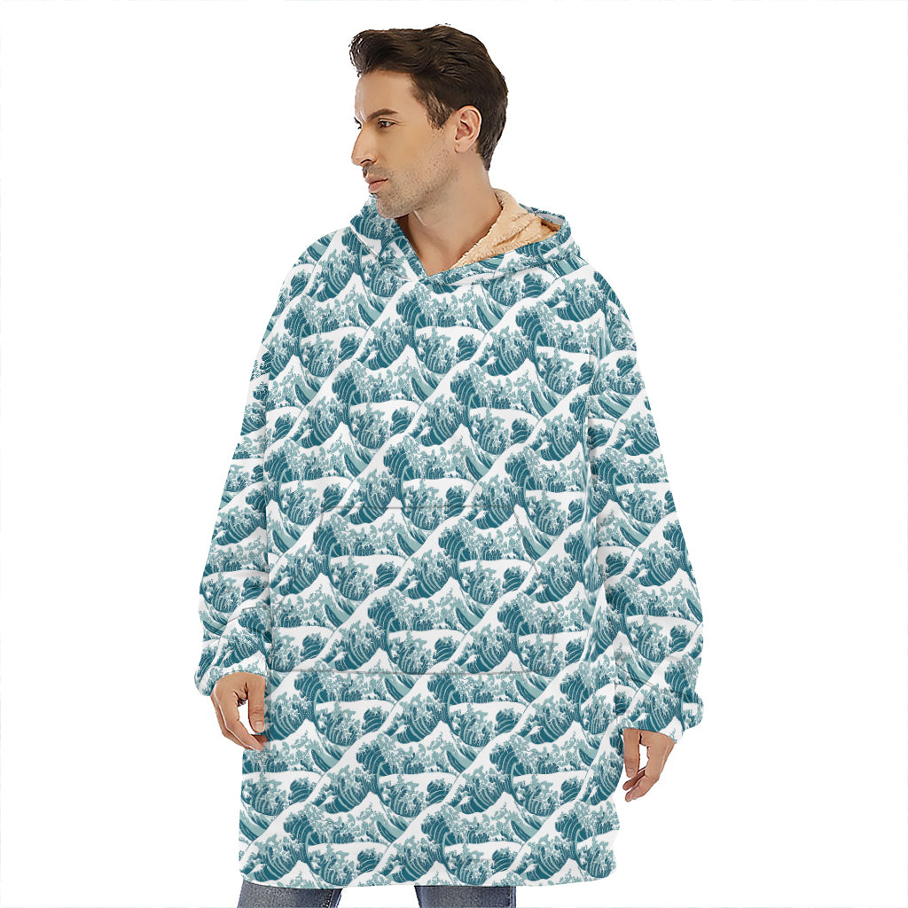 Japanese Kanagawa Wave Pattern Print Hoodie Blanket