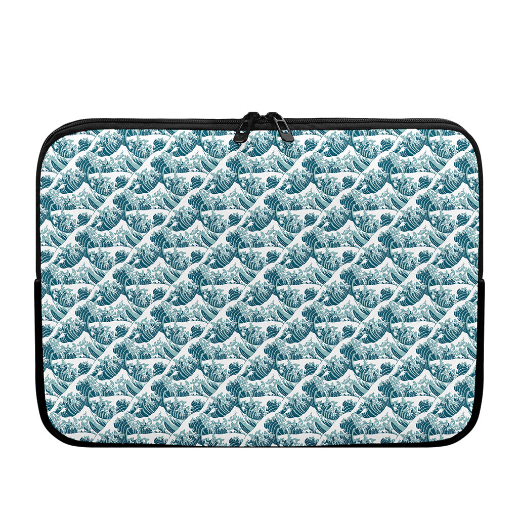 Japanese Kanagawa Wave Pattern Print Laptop Sleeve
