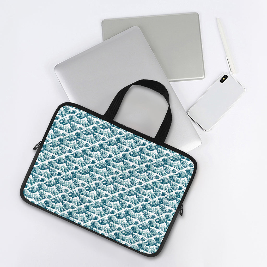 Japanese Kanagawa Wave Pattern Print Laptop Sleeve With Handle