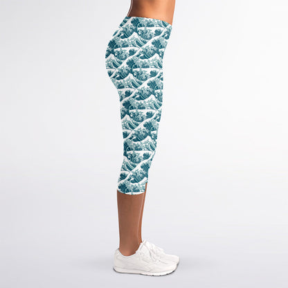 Japanese Kanagawa Wave Pattern Print Women's Capri Leggings