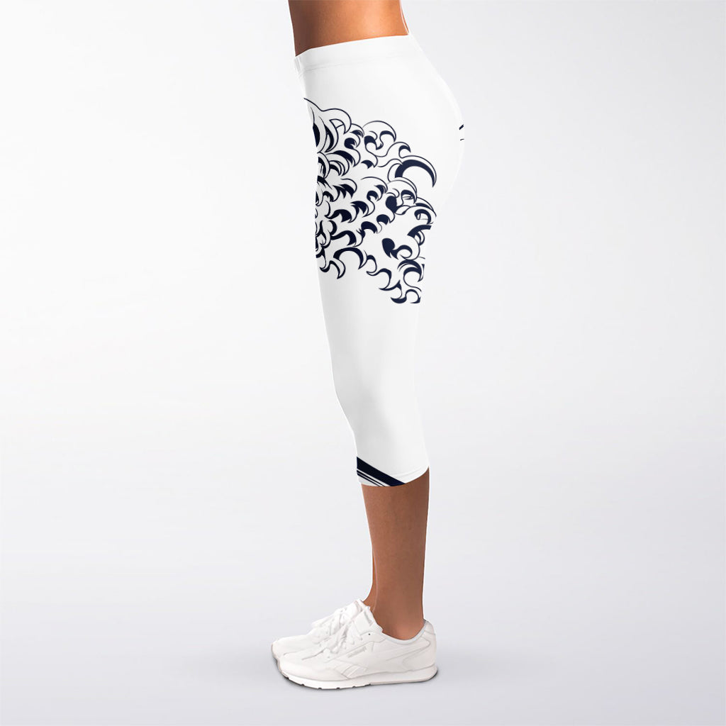 Japanese Kanagawa Wave Print Women's Capri Leggings
