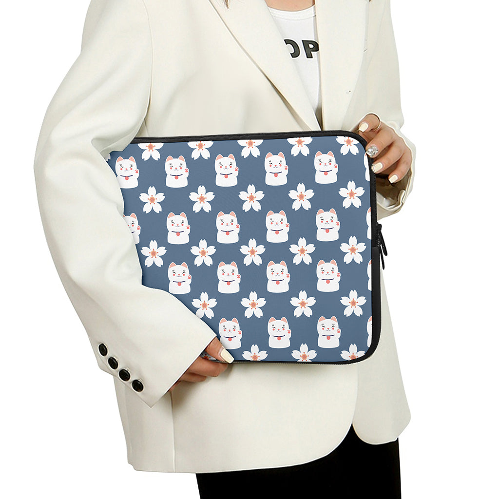 Japanese Lucky Cat And Sakura Print Laptop Sleeve
