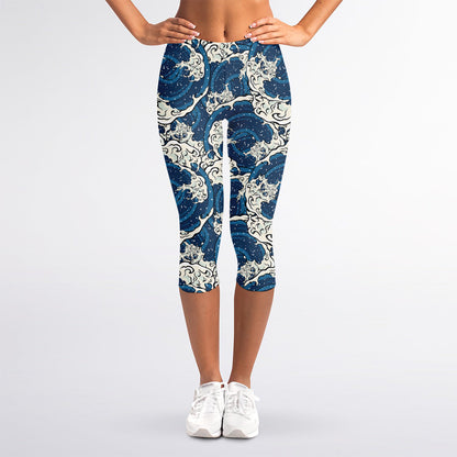 Japanese Ocean Wave Pattern Print Women's Capri Leggings