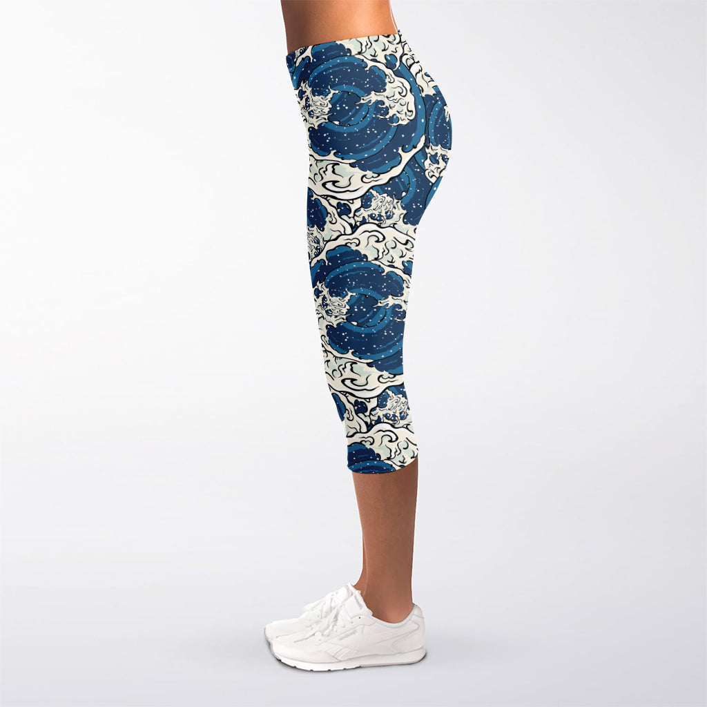 Japanese Ocean Wave Pattern Print Women's Capri Leggings