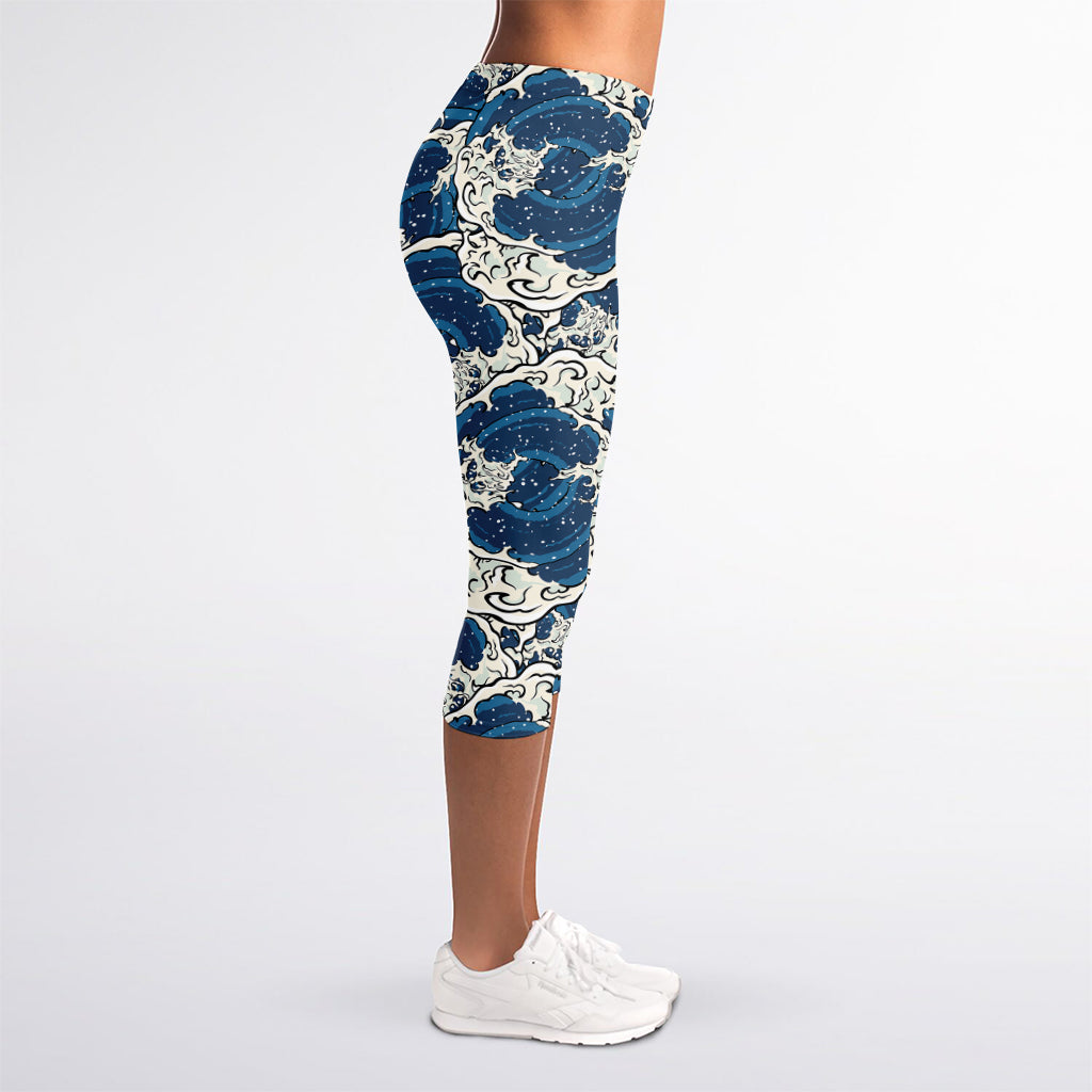 Japanese Ocean Wave Pattern Print Women's Capri Leggings