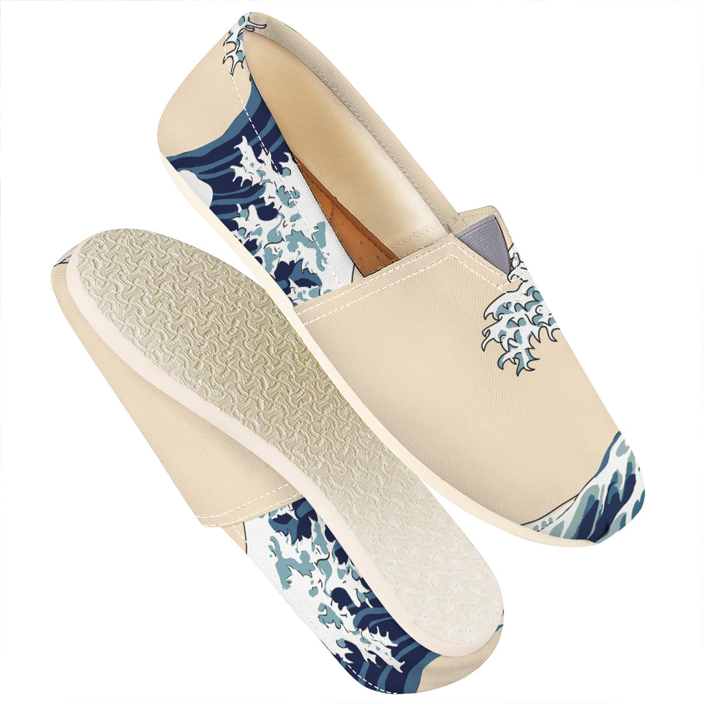 Japanese Ocean Wave Print Casual Shoes
