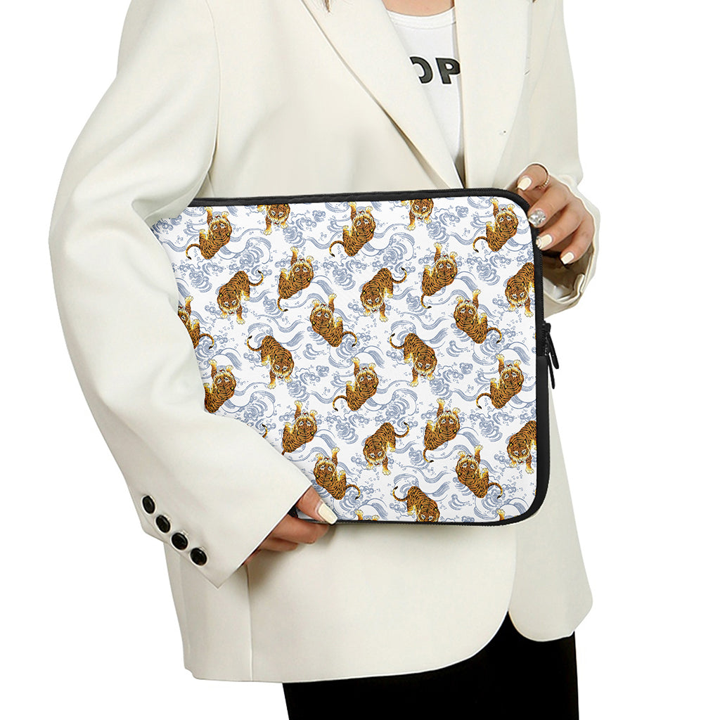 Japanese Tiger Pattern Print Laptop Sleeve