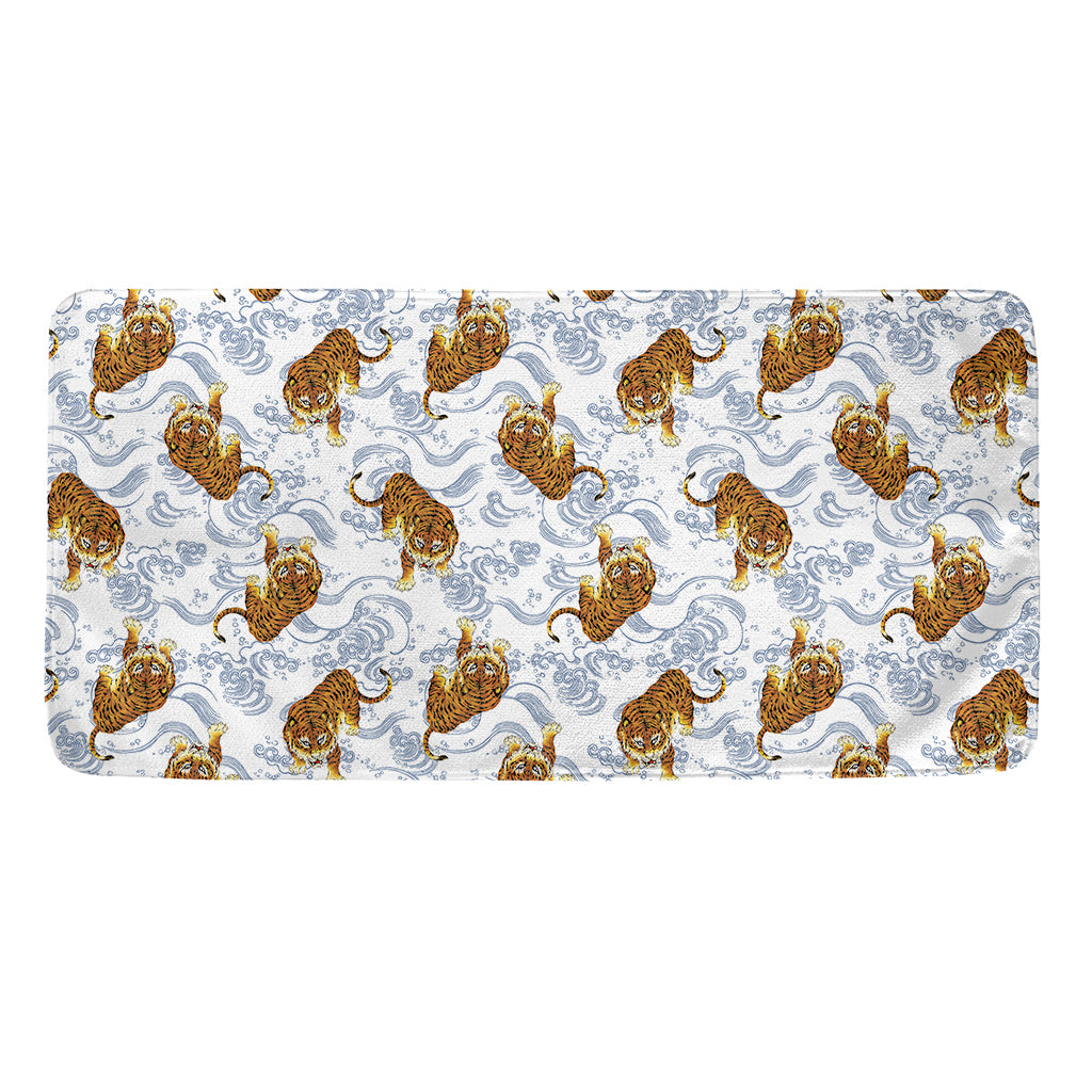 Japanese Tiger Pattern Print Towel