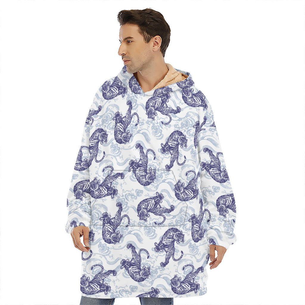 Japanese White Tiger Pattern Print Hoodie Blanket