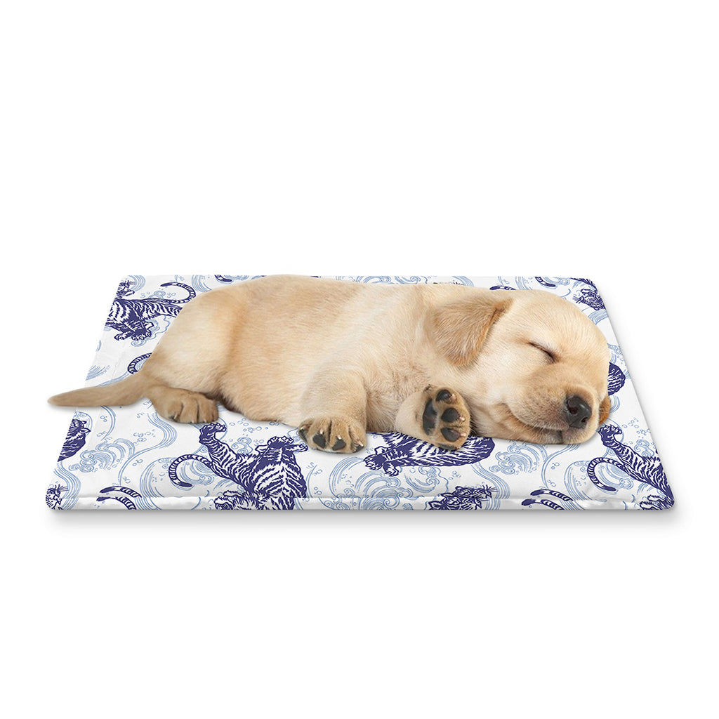 Japanese White Tiger Pattern Print Pet Cooling Mat Cover