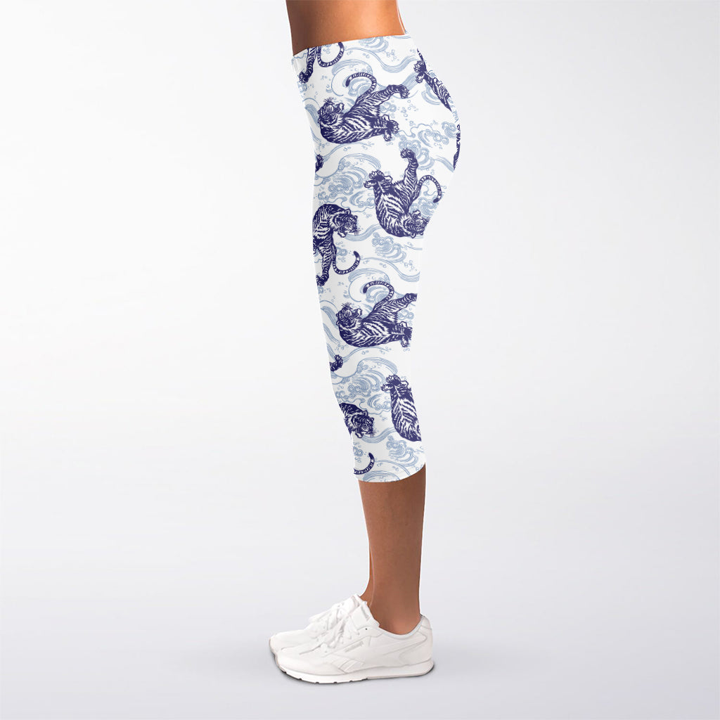 Japanese White Tiger Pattern Print Women's Capri Leggings