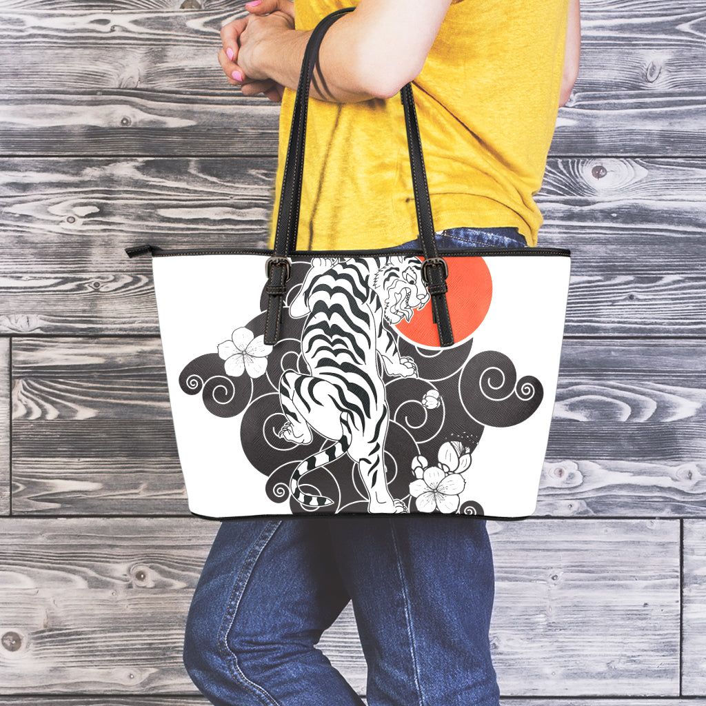 Japanese White Tiger Tattoo Print Leather Tote Bag