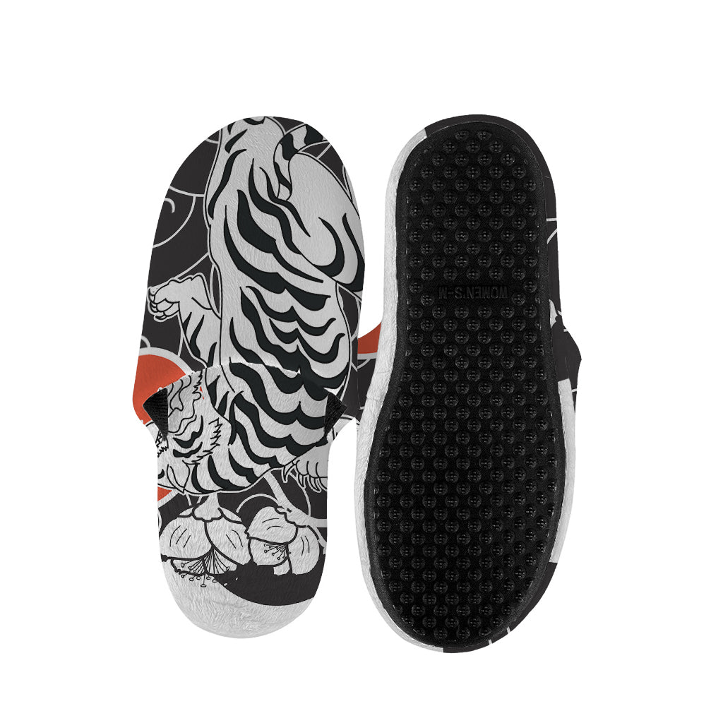 Japanese White Tiger Tattoo Print Slippers