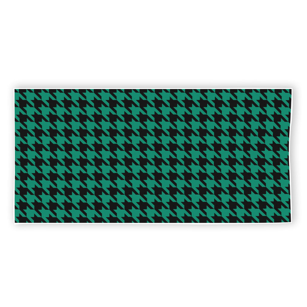 Jungle Green And Black Houndstooth Print Beach Towel