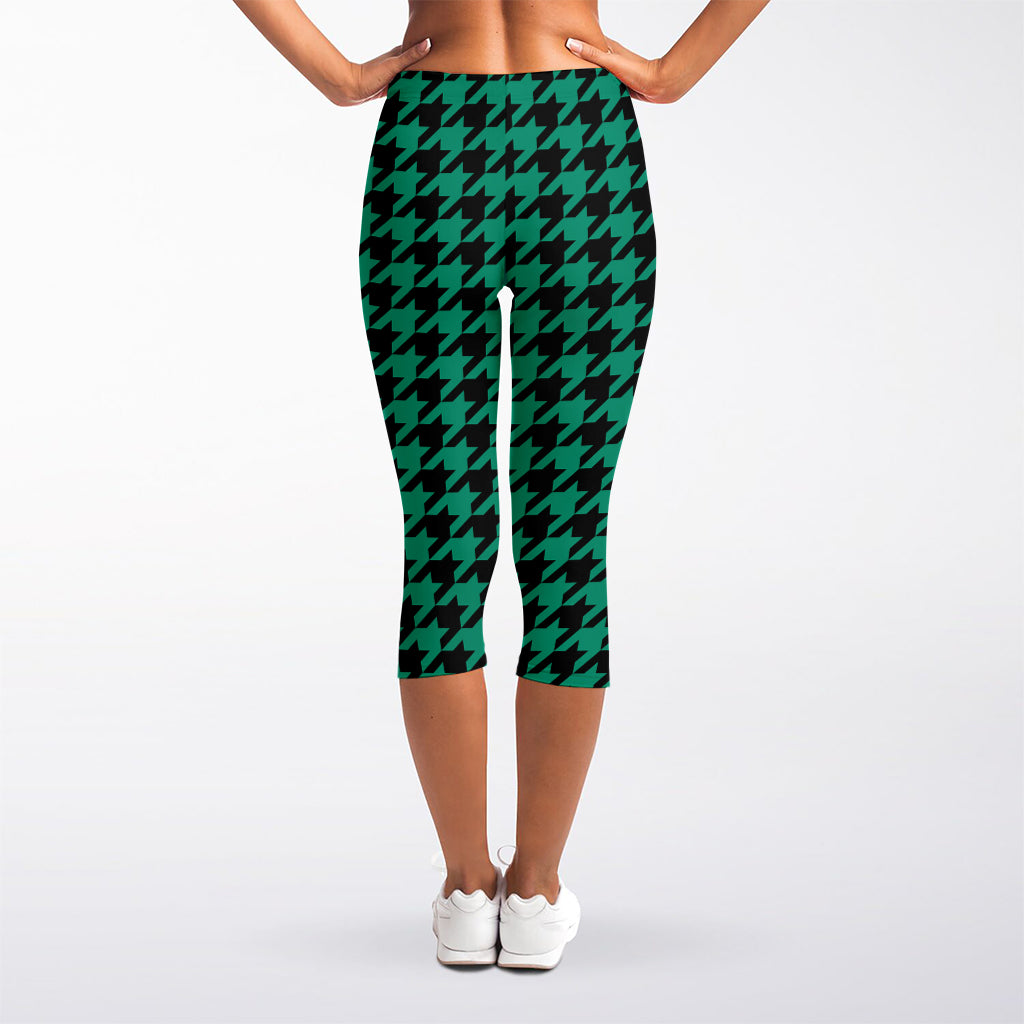 Jungle Green And Black Houndstooth Print Women's Capri Leggings