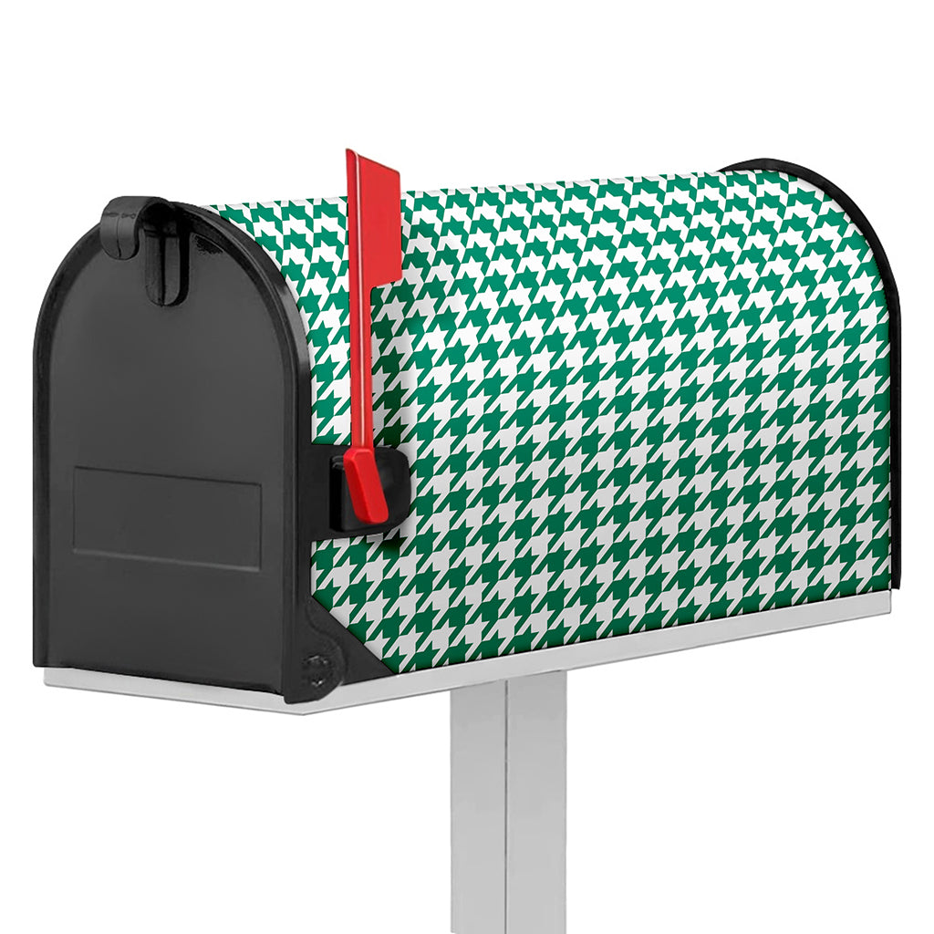 Jungle Green And White Houndstooth Print Mailbox Cover