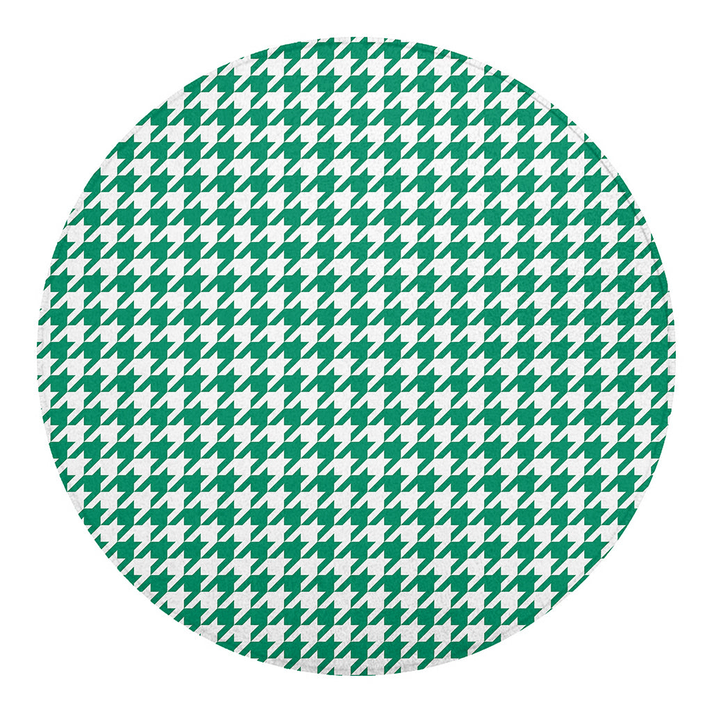 Jungle Green And White Houndstooth Print Round Blanket