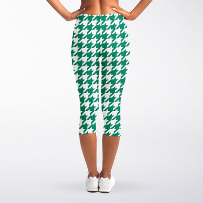 Jungle Green And White Houndstooth Print Women's Capri Leggings