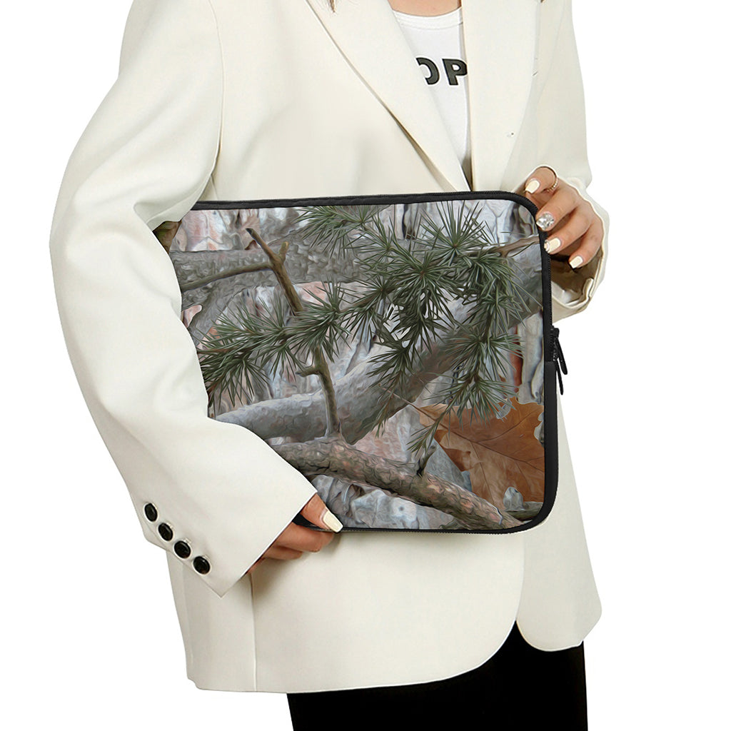 Jungle Hunting Camouflage Print Laptop Sleeve