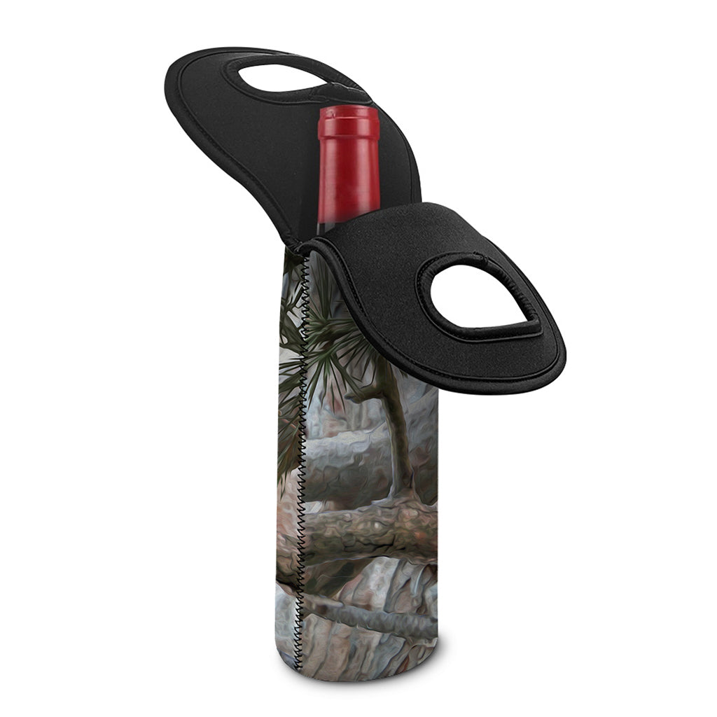 Jungle Hunting Camouflage Print Single Neoprene Wine Tote