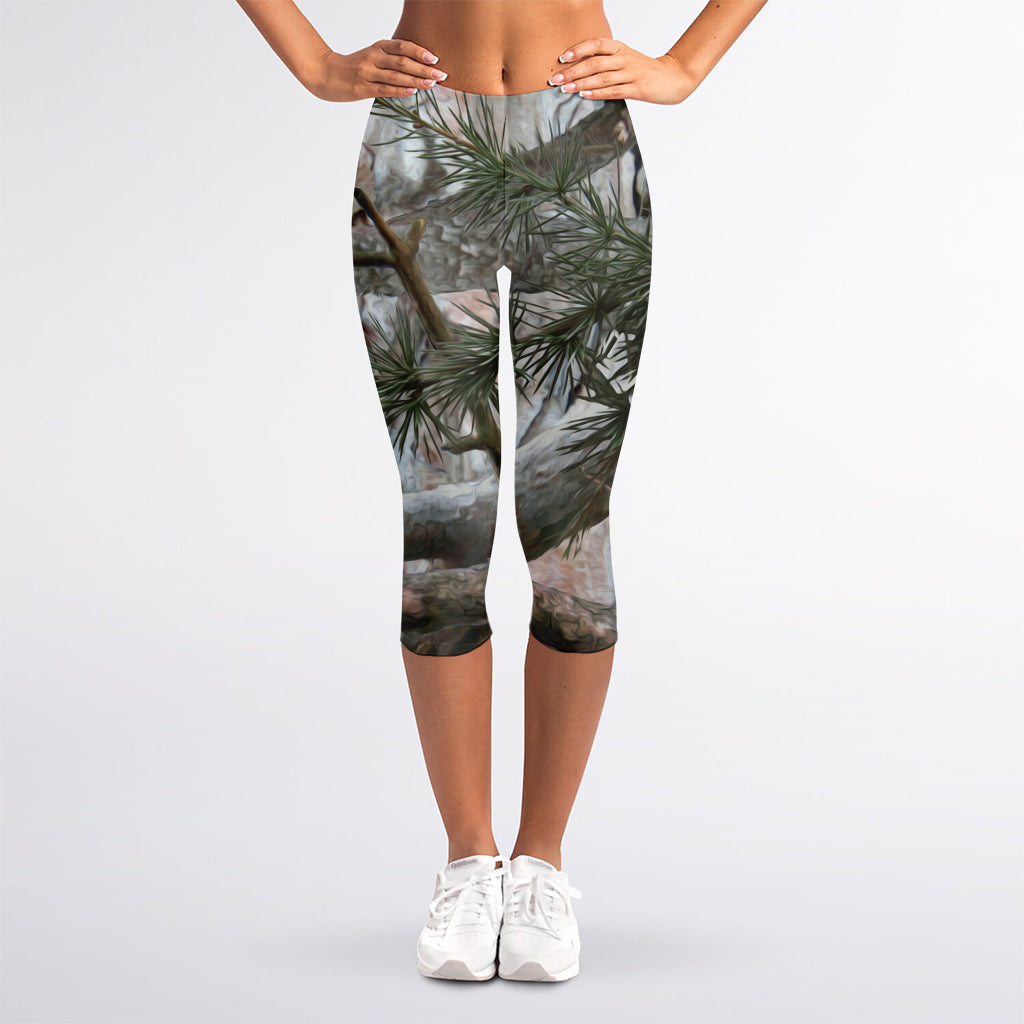 Jungle Hunting Camouflage Print Women's Capri Leggings