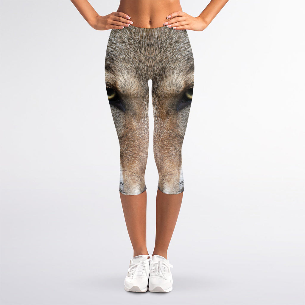 Jungle Wolf Print Women's Capri Leggings