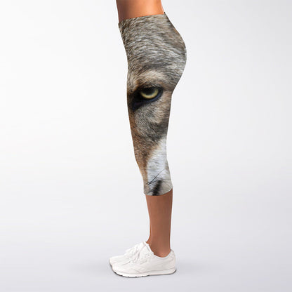 Jungle Wolf Print Women's Capri Leggings
