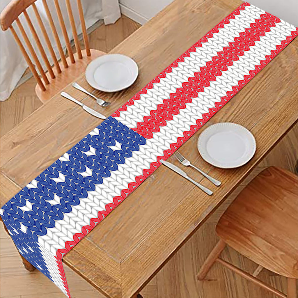 Knitted American Flag Print Table Runner