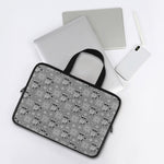 Knitted Raccoon Pattern Print Laptop Sleeve With Handle