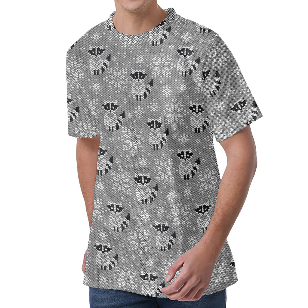 Knitted Raccoon Pattern Print Men's Velvet T-Shirt