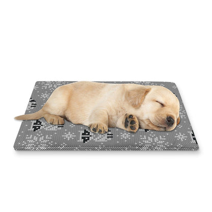 Knitted Raccoon Pattern Print Pet Cooling Mat Cover