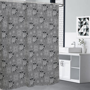 Knitted Raccoon Pattern Print Shower Curtain