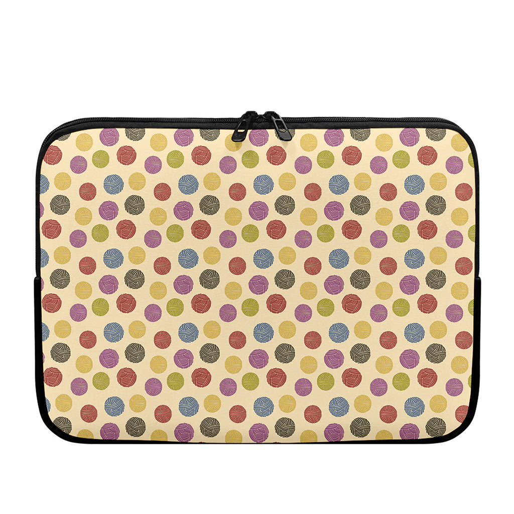 Knitting Yarn Pattern Print Laptop Sleeve