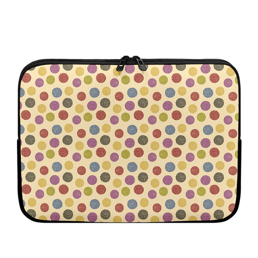 Knitting Yarn Pattern Print Laptop Sleeve