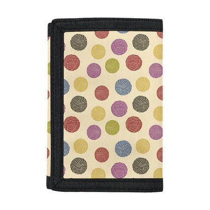 Knitting Yarn Pattern Print Trifold Wallet