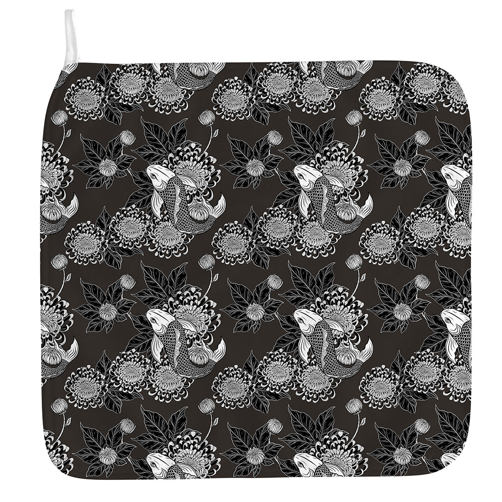 Koi Carp And Chrysanthemum Pattern Print Hand Towel