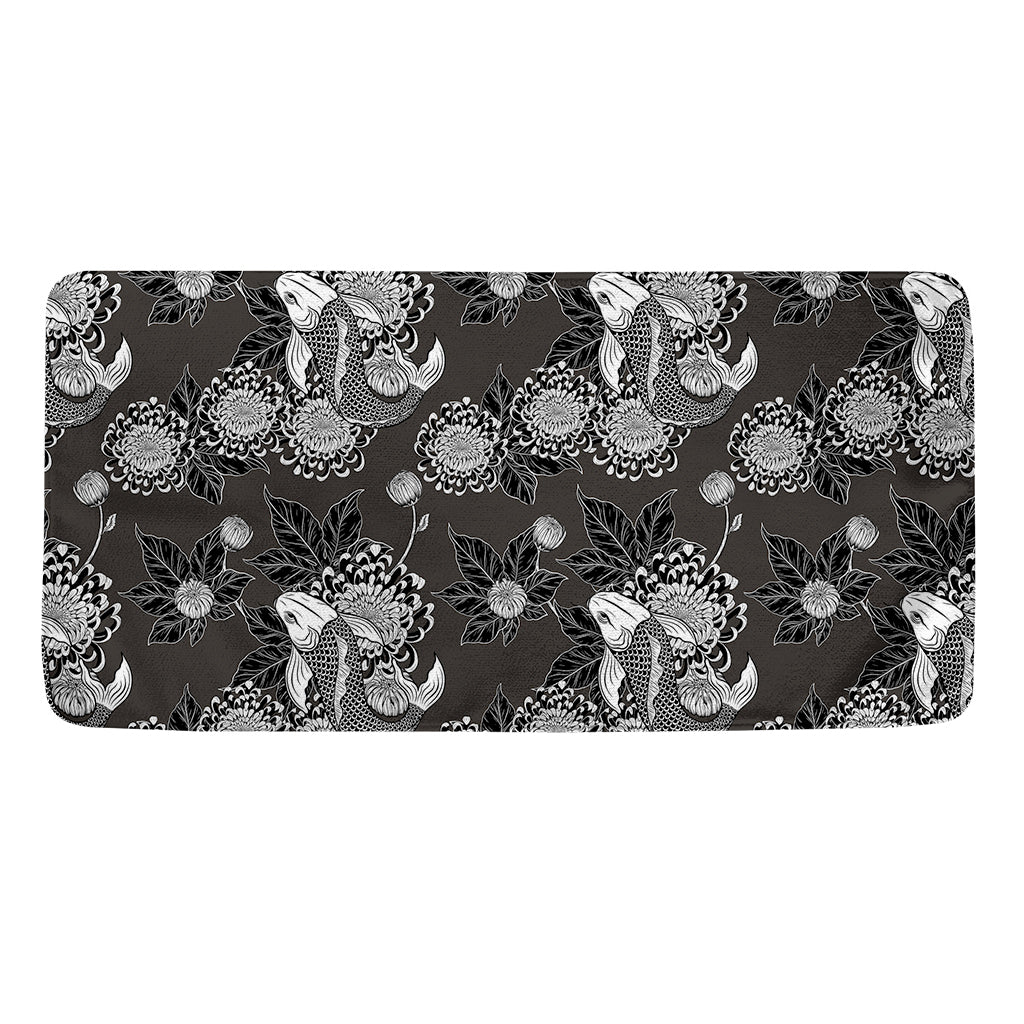 Koi Carp And Chrysanthemum Pattern Print Towel