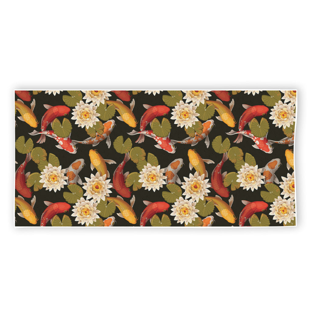 Koi Carp And Lotus Pattern Print Beach Towel