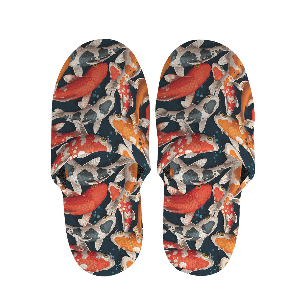 Koi Carp Pattern Print Slippers