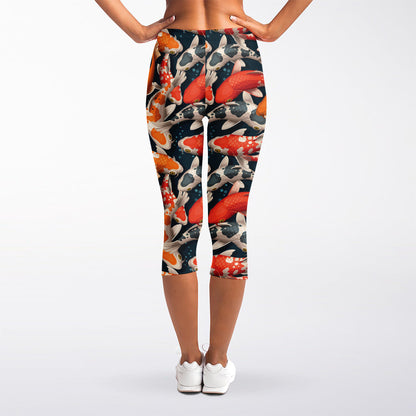 Koi Carp Pattern Print Women's Capri Leggings