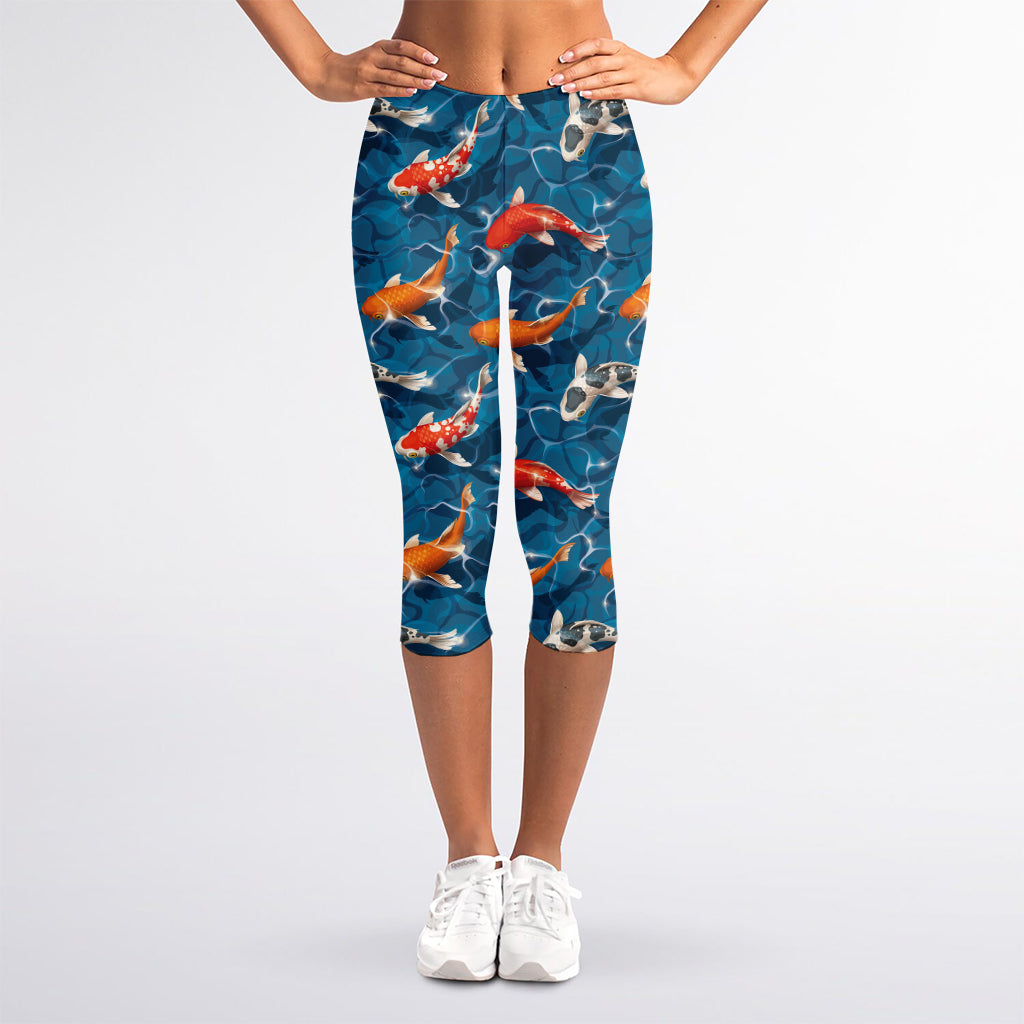 Koi Fish Pattern Print Women's Capri Leggings