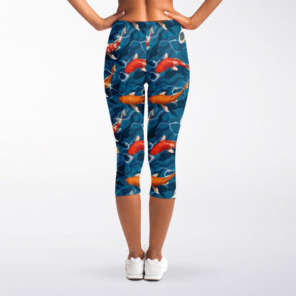 Koi Fish Pattern Print Women's Capri Leggings