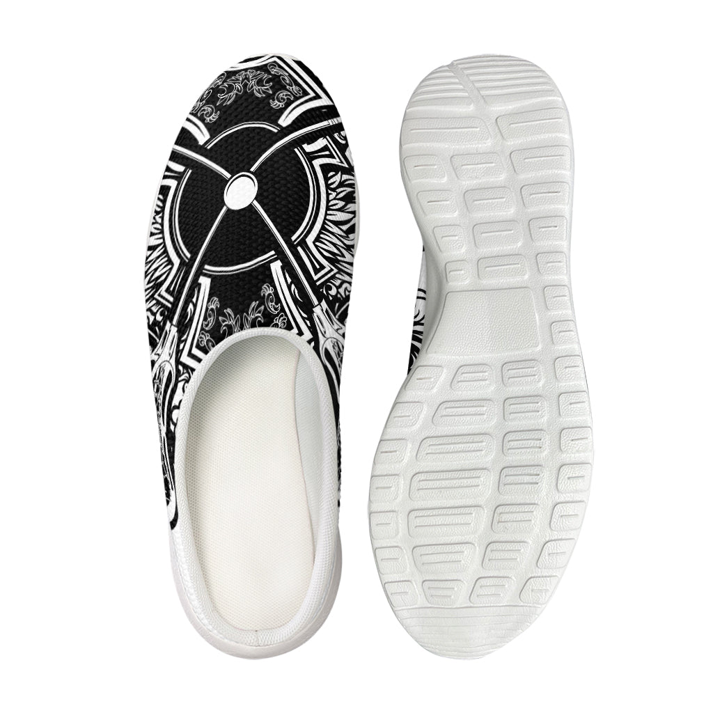 Lacrosse Sticks And Ornate Wing Print Mesh Casual Shoes