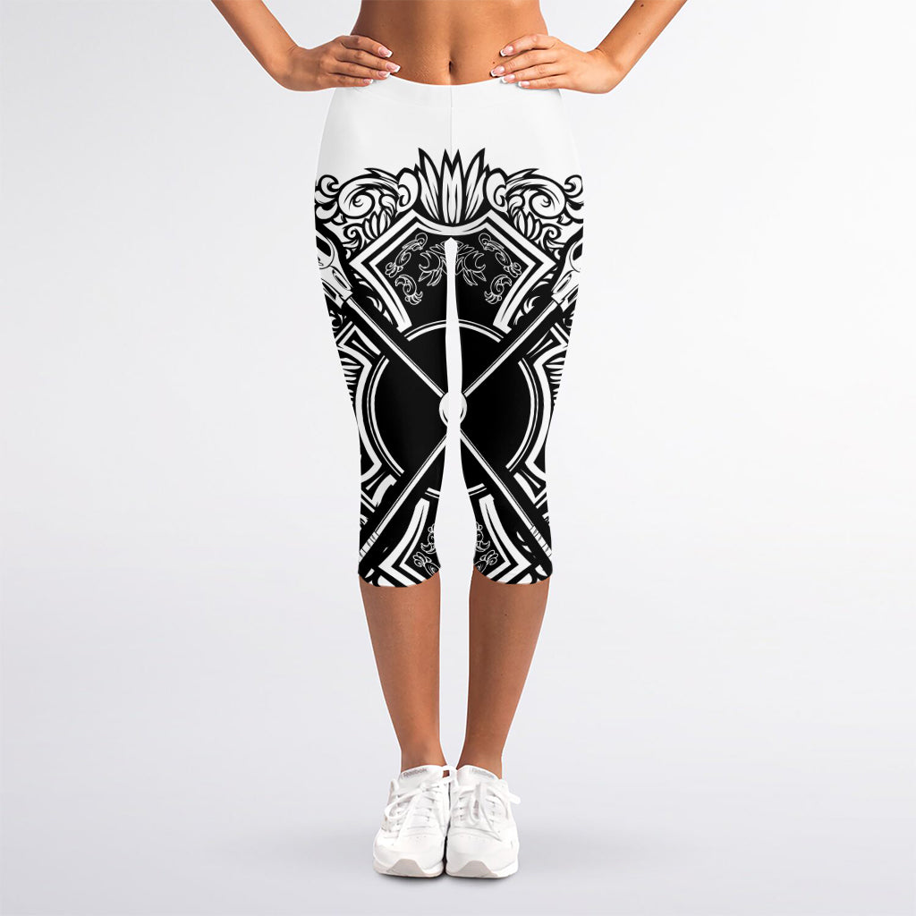 Lacrosse Sticks And Ornate Wing Print Women's Capri Leggings