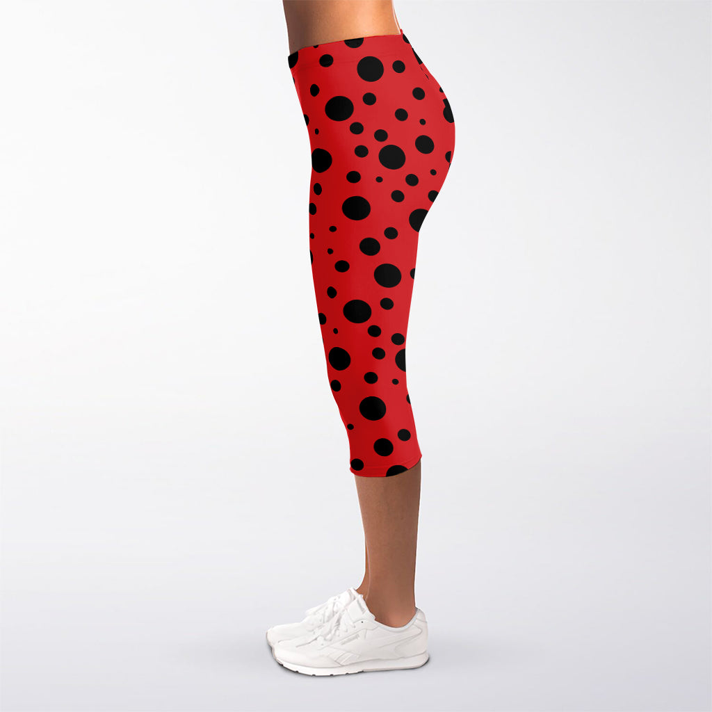 Ladybug Spots Pattern Print Women's Capri Leggings
