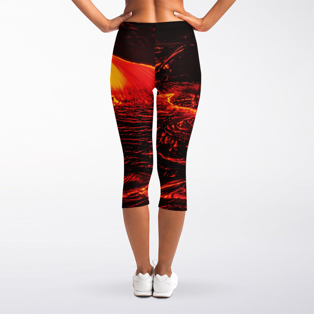 Lava Flow Print Women's Capri Leggings