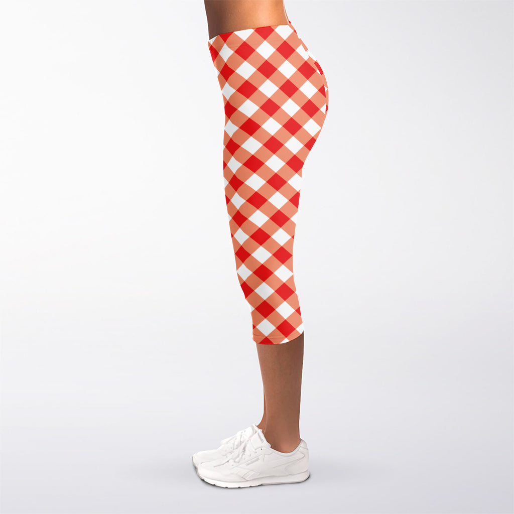 Lava Red And White Gingham Print Women's Capri Leggings