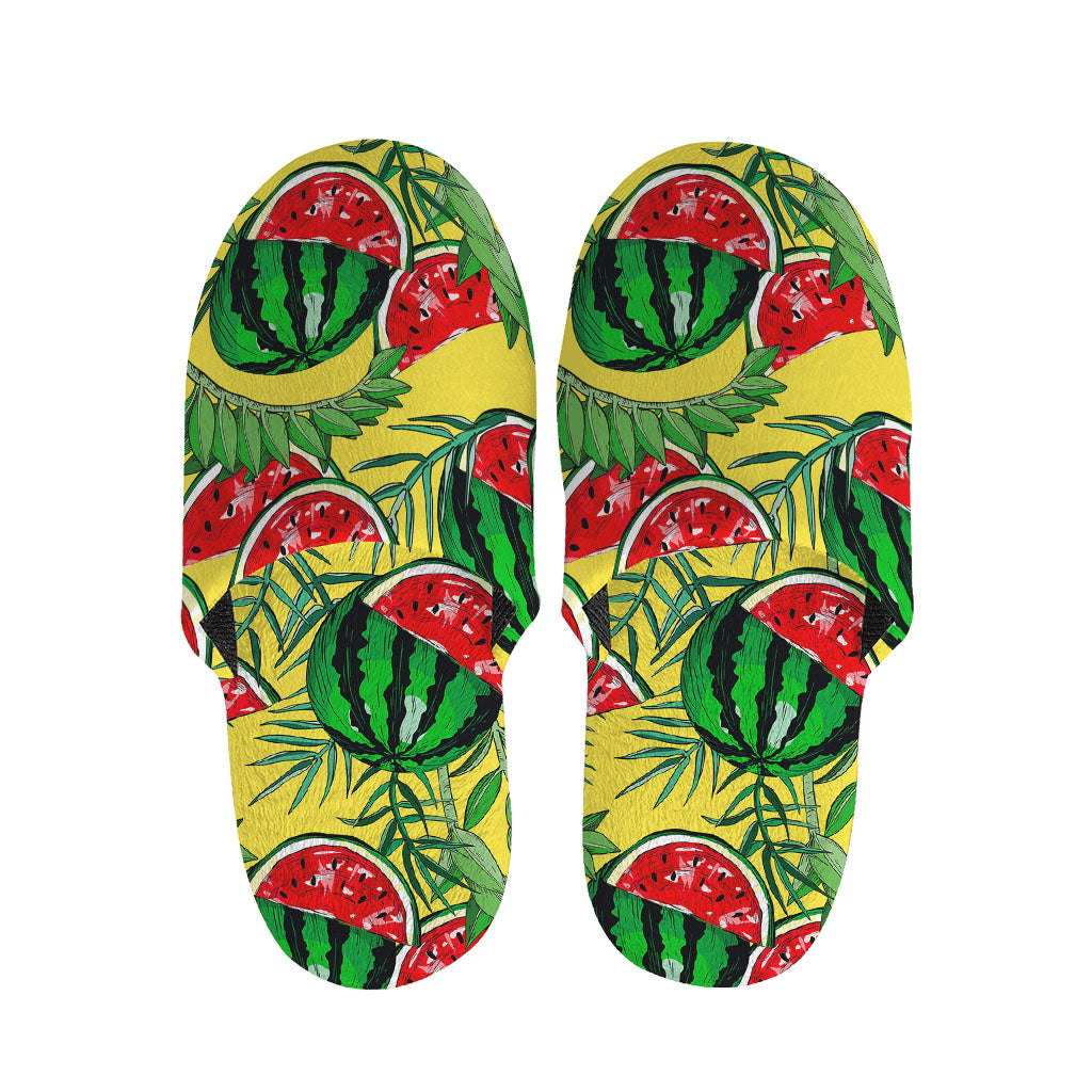 Leaf Watermelon Pieces Pattern Print Slippers